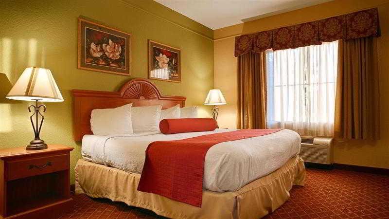 Best Western Plus Strawberry Inn & Suites Knoxville Exteriér fotografie